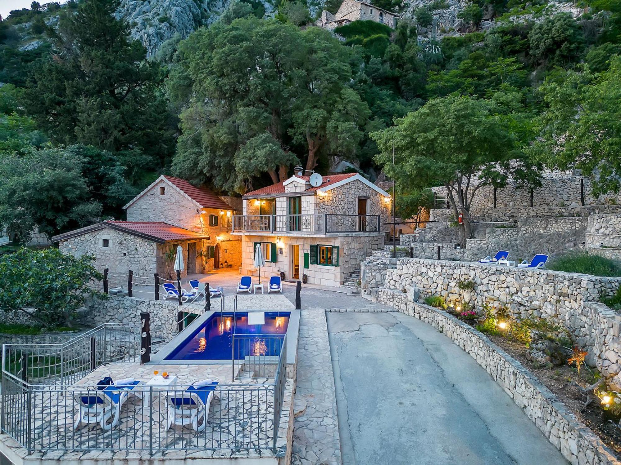 Stonehouse Residence In Makarska With Heated Pool Eksteriør bilde