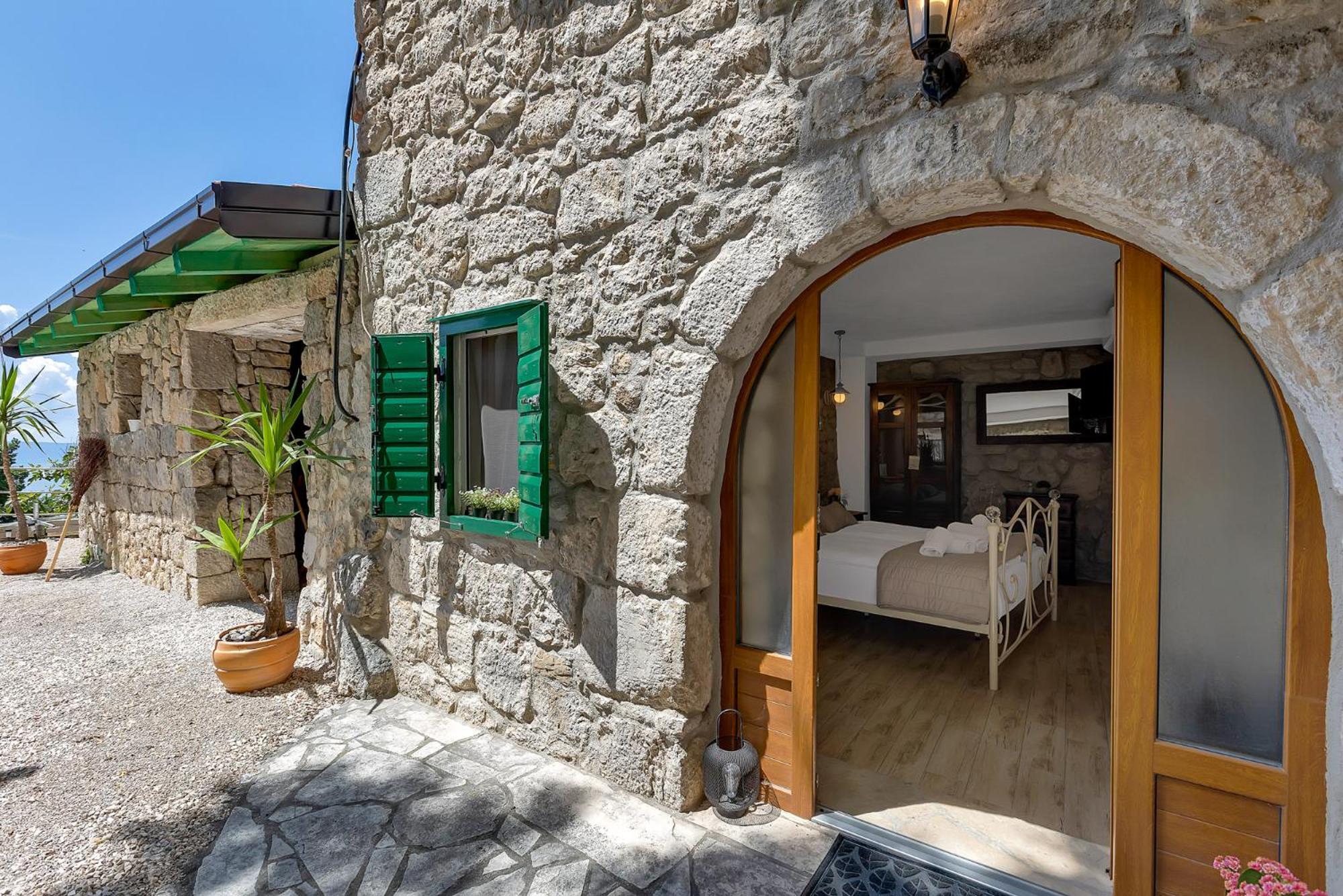 Stonehouse Residence In Makarska With Heated Pool Eksteriør bilde